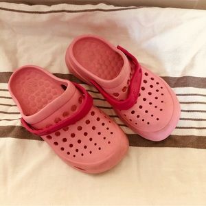 Girls JoyBees size 12. Good used condition.